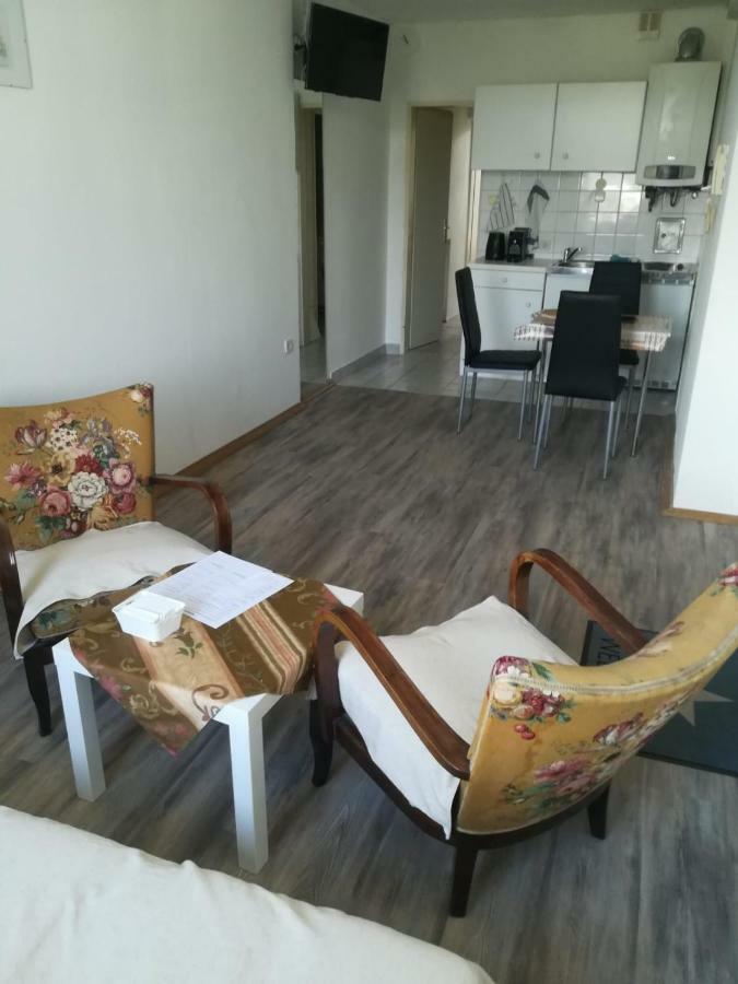 Ferienwohnung Hietzing Vienna Luaran gambar