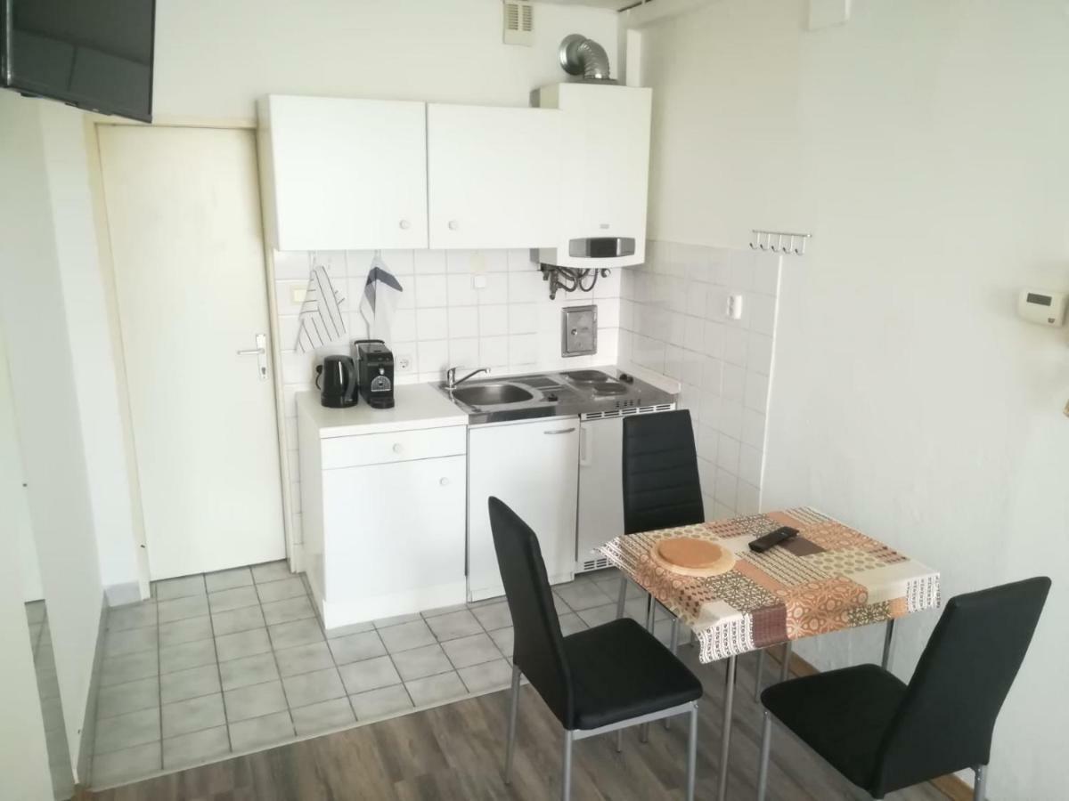Ferienwohnung Hietzing Vienna Luaran gambar