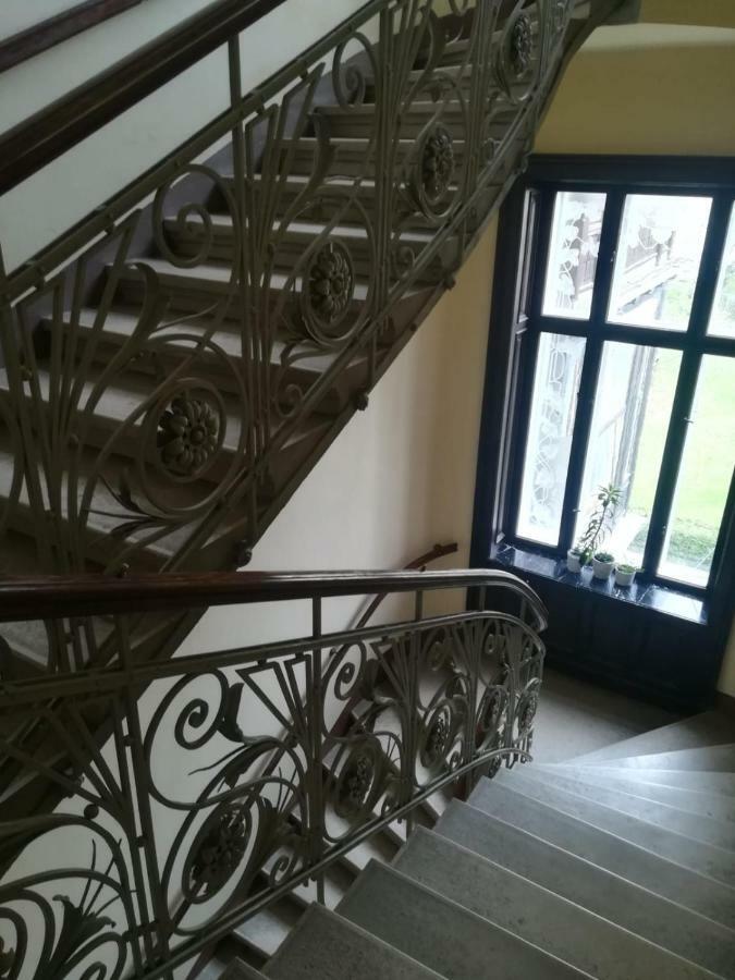 Ferienwohnung Hietzing Vienna Luaran gambar